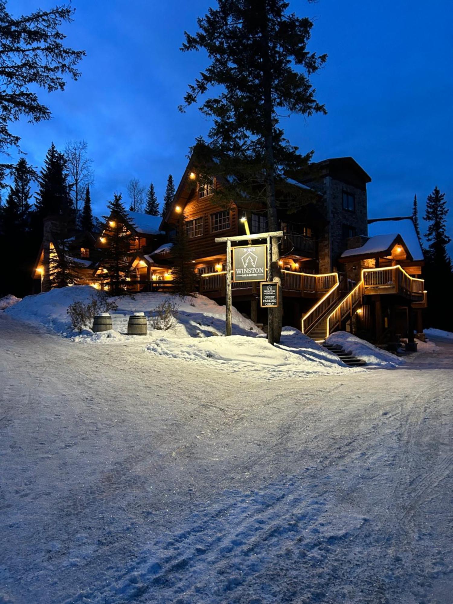 Winston Lodge Golden Extérieur photo