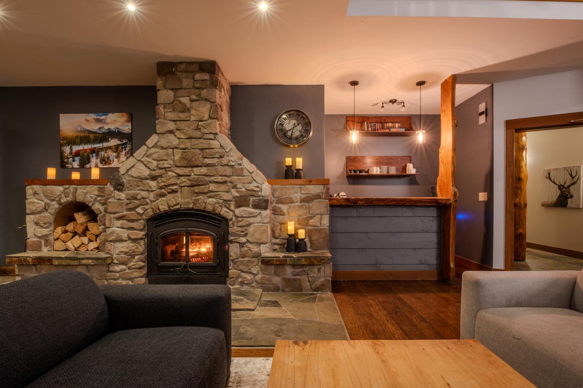 Winston Lodge Golden Extérieur photo